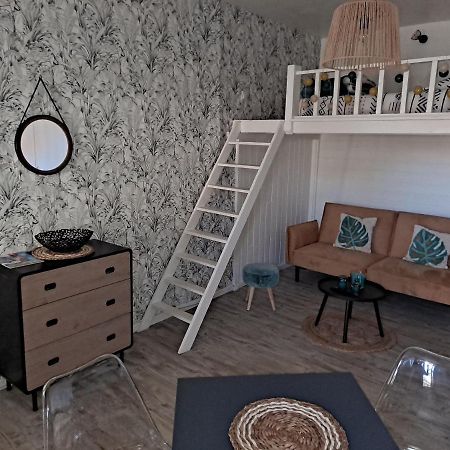 شقة روشفور  في Studio Renove Et Patio Pour Velo المظهر الخارجي الصورة
