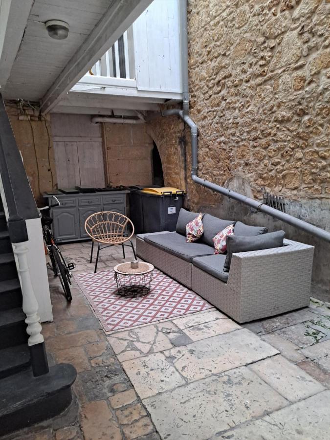 شقة روشفور  في Studio Renove Et Patio Pour Velo المظهر الخارجي الصورة