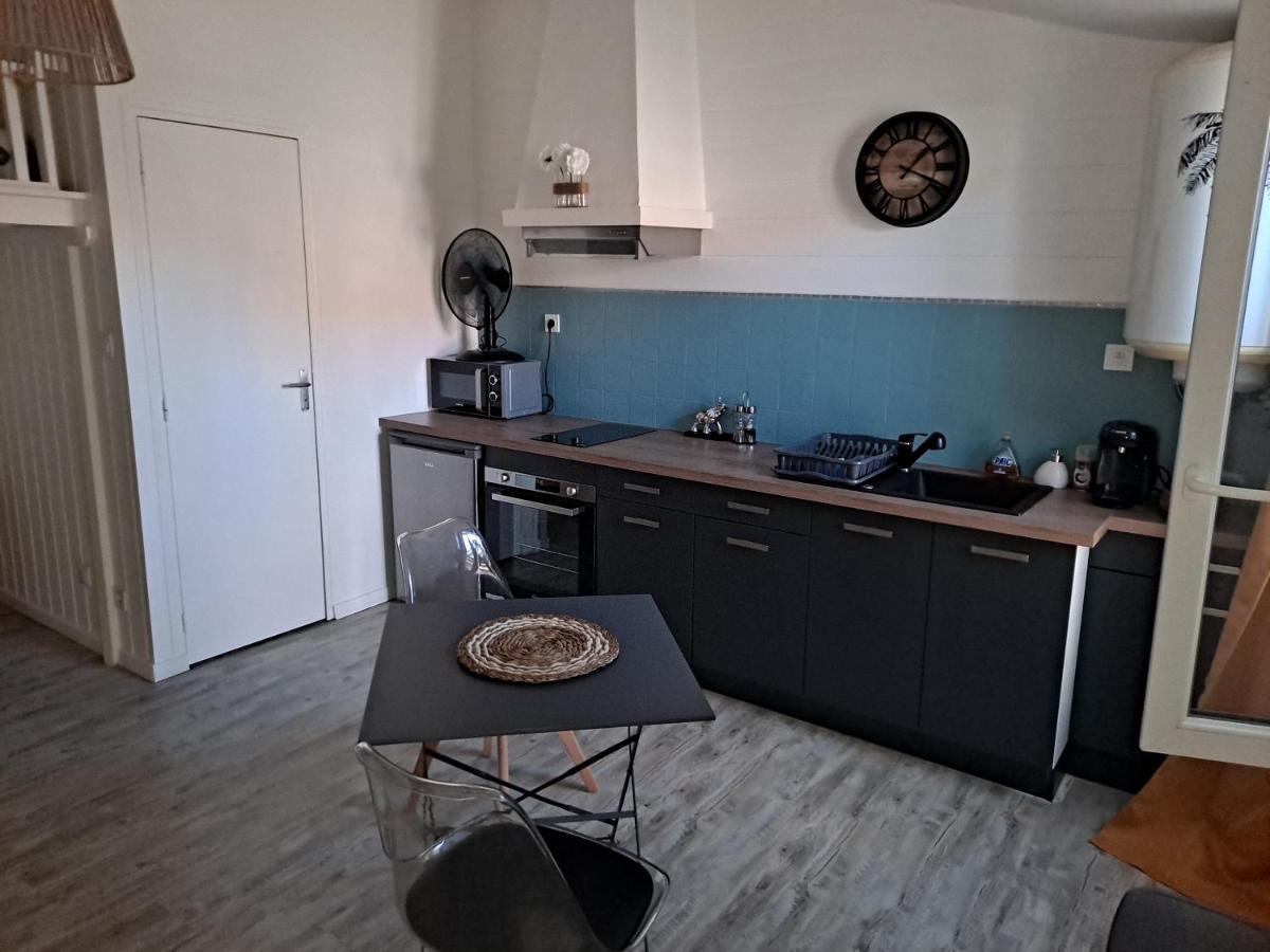 شقة روشفور  في Studio Renove Et Patio Pour Velo المظهر الخارجي الصورة